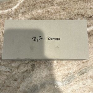 Rayban Meta Wayfarer Sunglasses - New in box